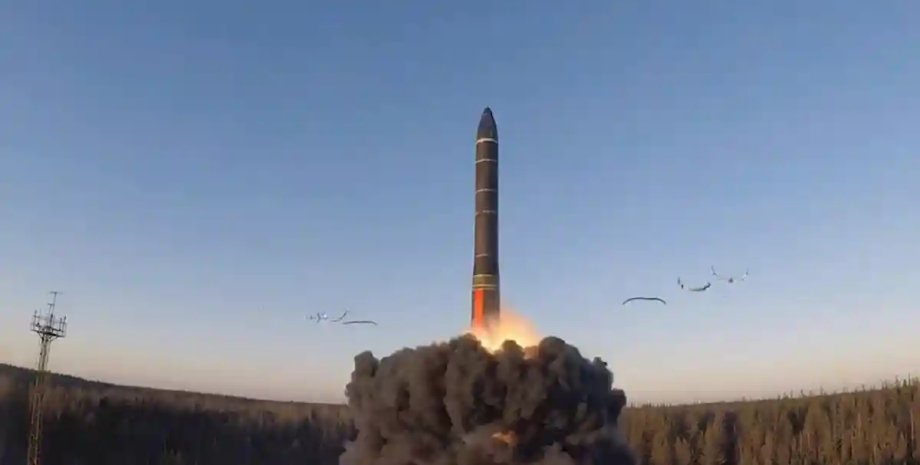 Le renseignement ukrainien estime que la Russie ne peut lancer des missiles bali...