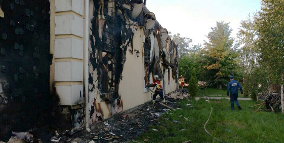 Ликвидация пожара в доме престарелых / Фото: mns.gov.ua