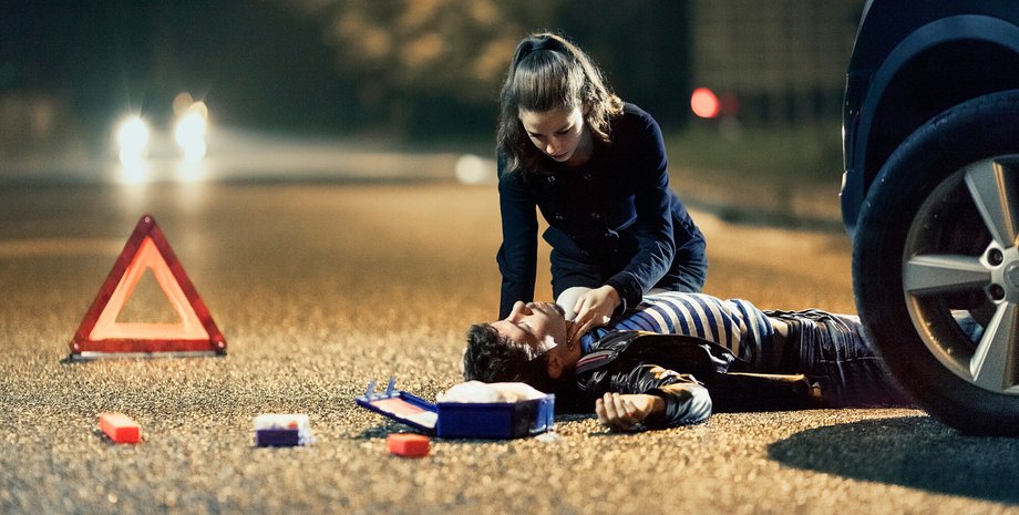 медицина, надання першої допомоги