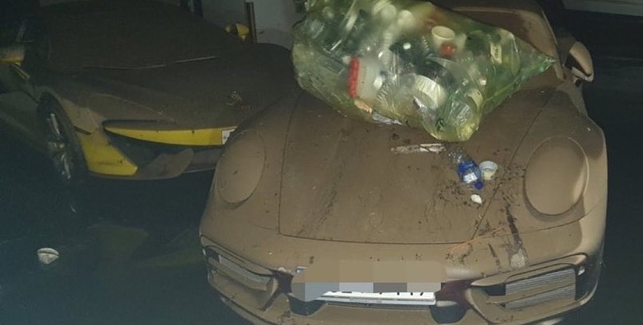 Lamborghini Aventador SVJ, авто утопленники, Lamborghini Huracan, Mercedes-AMG GT, McLaren 570S