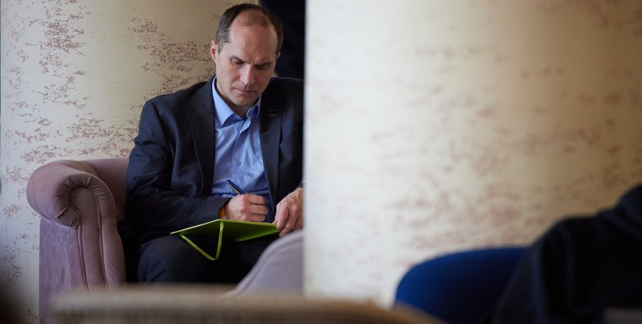 Юрій Бутусов