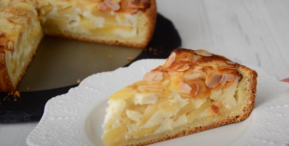 яблочный пирог