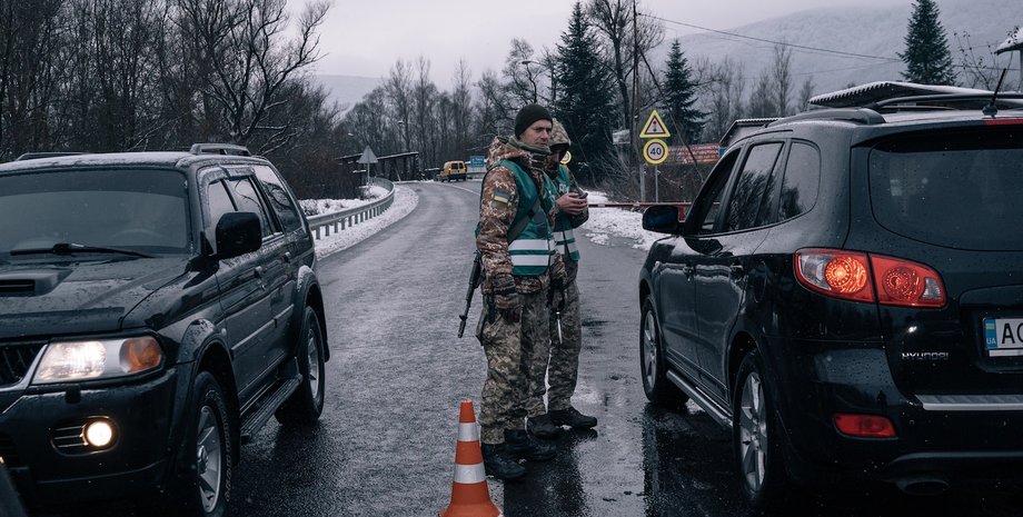 Виїзд чоловіків за кордон, дпсу