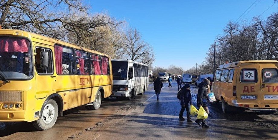 біженці, автобуси