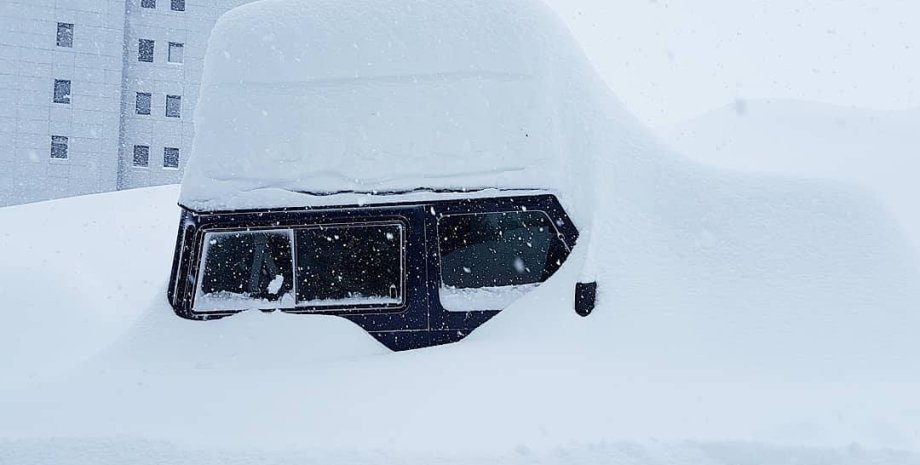 Последствия снегопада в Червинии / Фото: twitter.com/Meteolodi