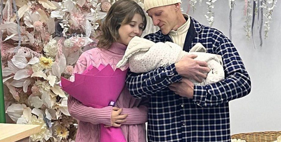 Многодетная семья из России известна необычным выбором имен для детей