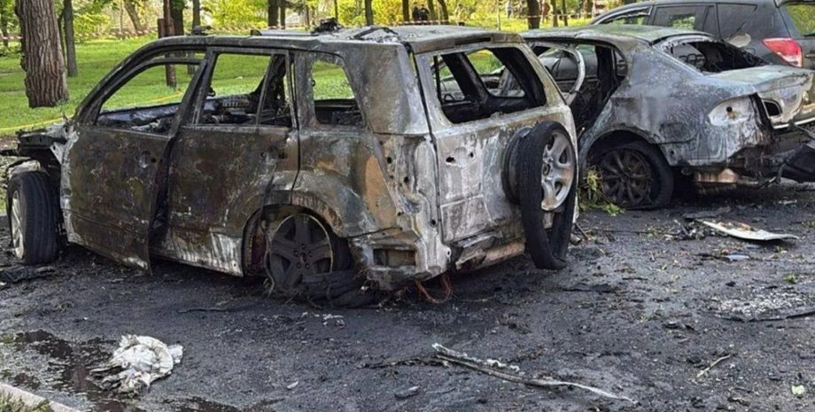 Теракт в Днепре — взорвано авто военнослужащего