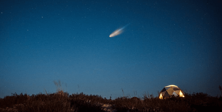 У різних регіонах України місцеві жителі помітили падіння метеорита