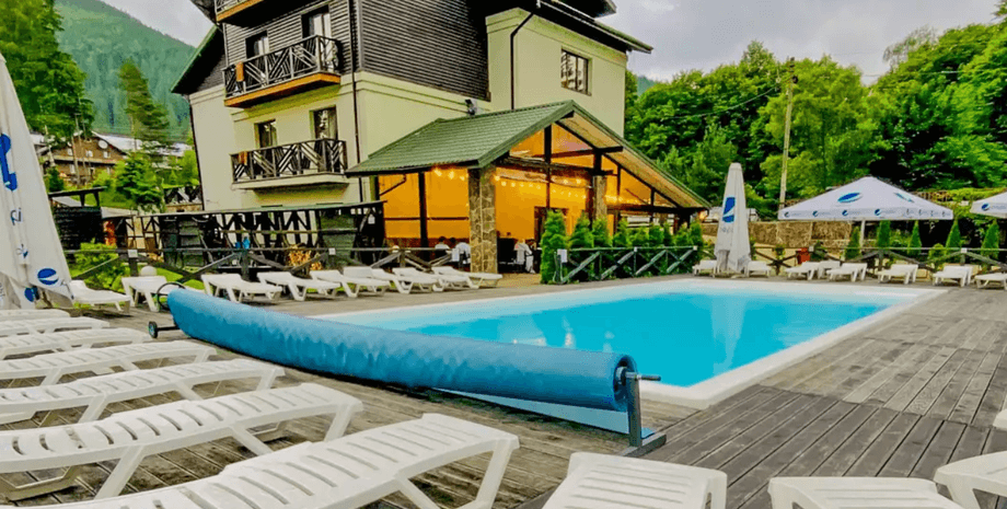 Мешканки вілли, житло, оренда помешкання, відпочинок, туристки, приколи, цікаві історії з життя