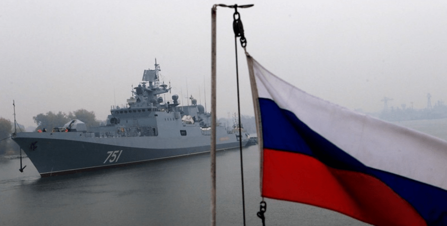 Корабель, прапор РФ, море, флот, санкції, Росія