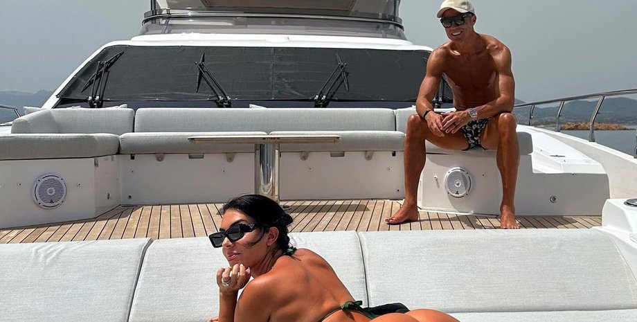 Джорджина Родрігес, відпустка в Італії, джорджина родрігес у купальнику, Кріштіану Роналду