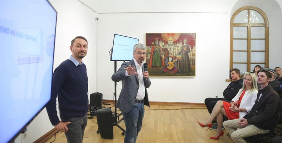 Фото: Facebook/Александр Ткаченко