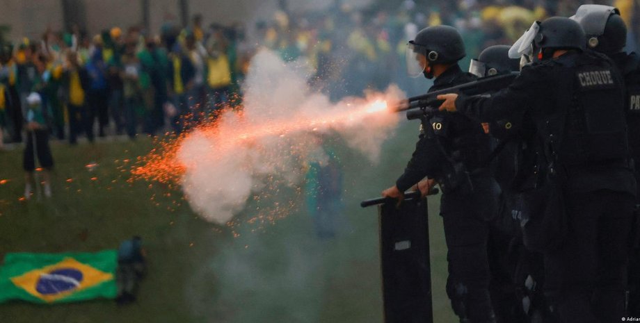 полиция задержала 400 человек в бразилии