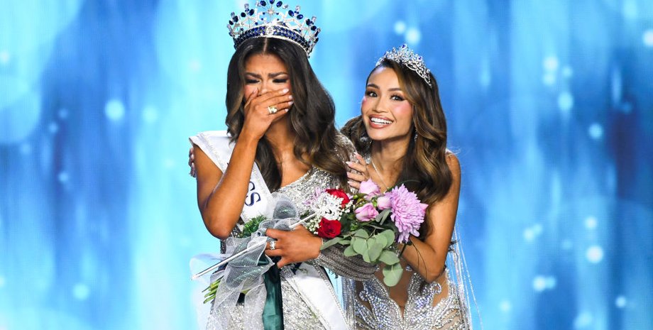 Альма Купер, Саванна Ганкевич