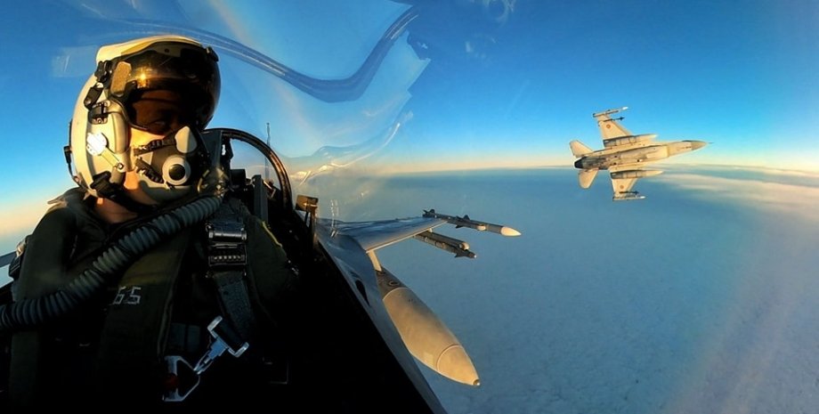 истребитель F-16 Румыния, истребители Румынии перехватили российские Су-27