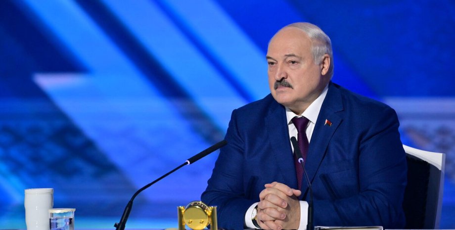 Zdá se, že politika akce navrhuje prezidentovi Bělorus Alexander Lukashenko, aby...