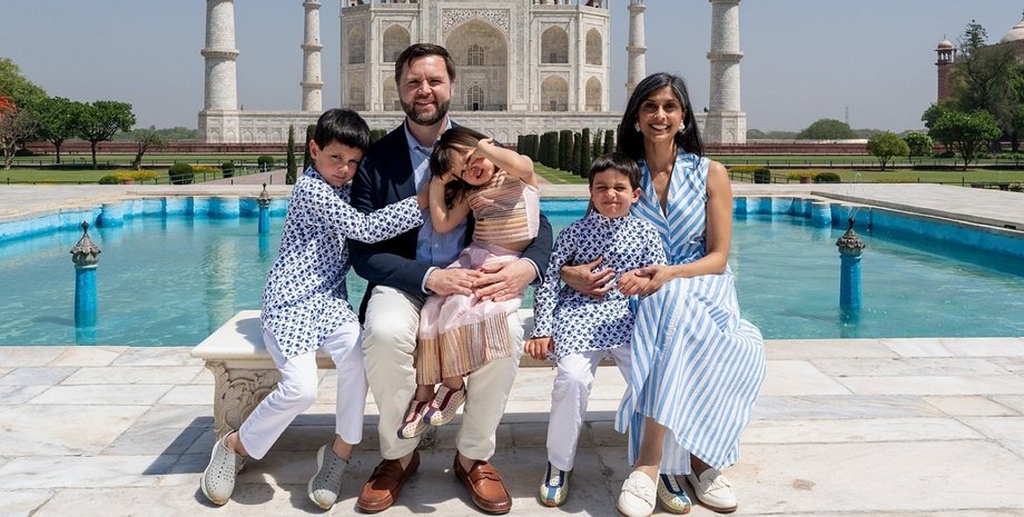 Джей Ди Вэнс и Уша Вэнс