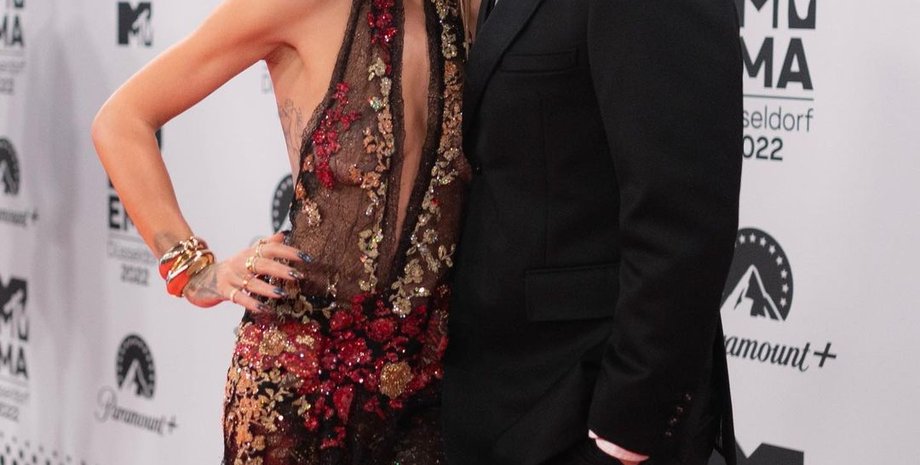 Рита Ора и Тайка Вайтити, Тайка Вайтити дети, Тайка Вайтити жена, рита ора муж, рита ора песни, рита ора личная жизнь