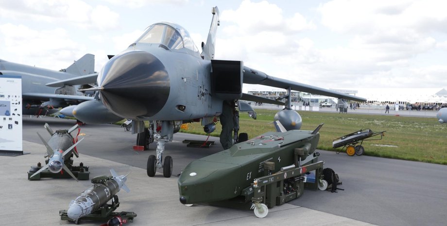 У Бундестазі не можуть дійти згоди щодо далекобійних ударів по РФ та надання ракет Taurus Україні