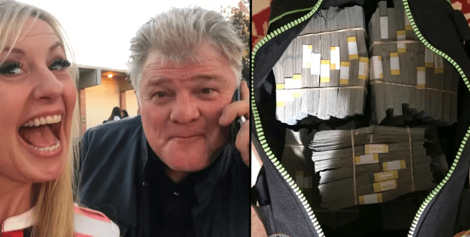 Аукционист Дэн Дотсон и его жена Лора, звезды шоу "Войны за хранилища", рядом с фото найденных 7,5 миллионов долларов