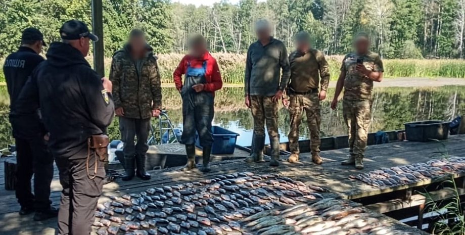 У Київській області поліція зафіксувала незаконний вилов риби в зоні радіаційного забруднення
