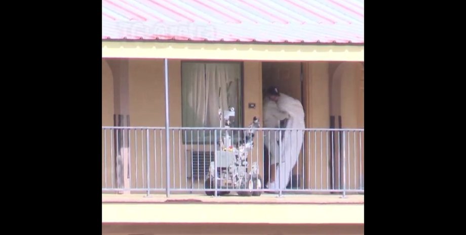 сша, робот-полицейский, робот-кот, задержание, злоумышленник, правоохранители, копы, полиция, стрельба