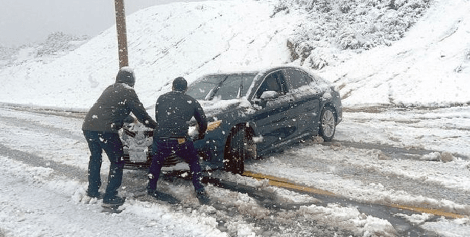 Авария, ДТП, дорога, снежная дорога, зима, шторм,