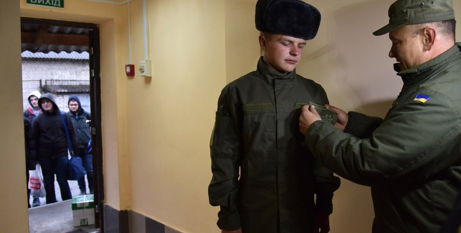 призовники, військові, чоловіки, армія