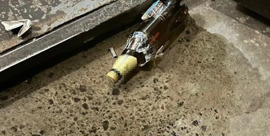 коктейль молотова, пляшка, підпал, знаряддя злочину