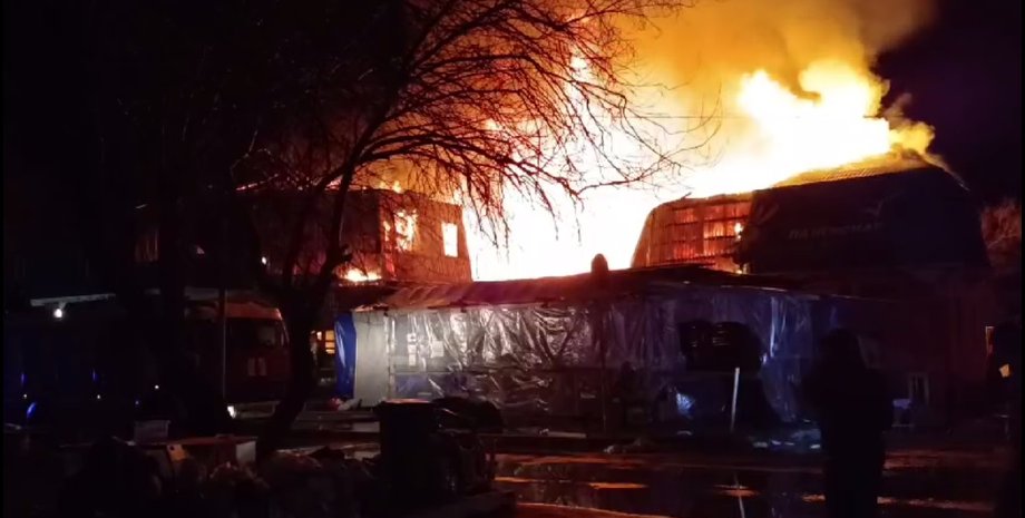 волонтери штаб анапа, пожежа штаб, пожежа анапа, волонтерський штаб