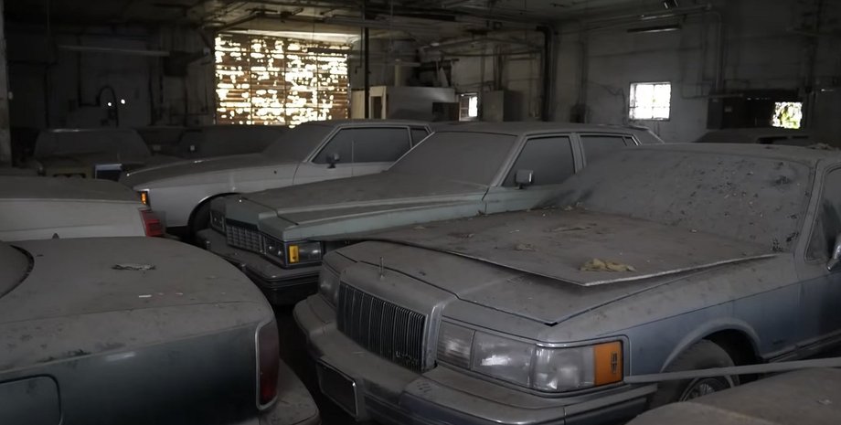 коллекция авто сша, заброшенный автосалон, ретроавто