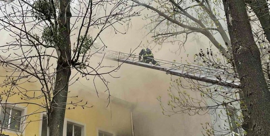 Вінниця, офісний центр, пожежа, загиблий.