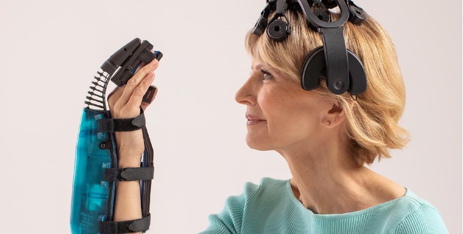 IpsiHand, аппарат, устройство