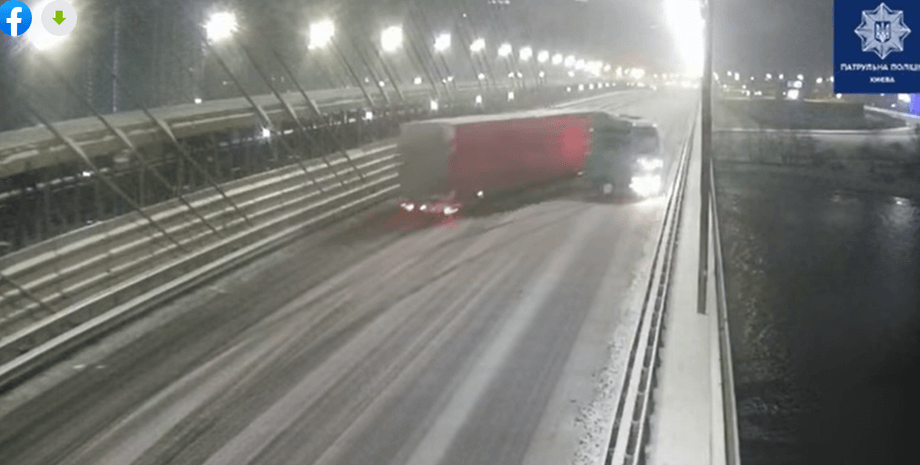 ДТП, фура, Южный мост