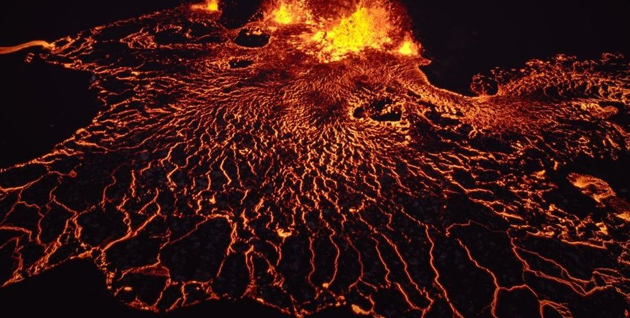 вулкан, виверження вулкана