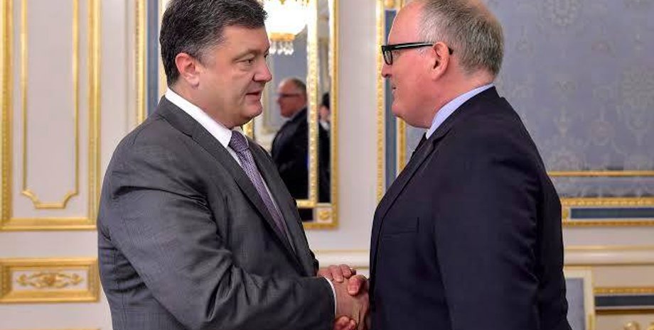 Петр Порошенко и Франс Тиммерманс/пресс-служба президента