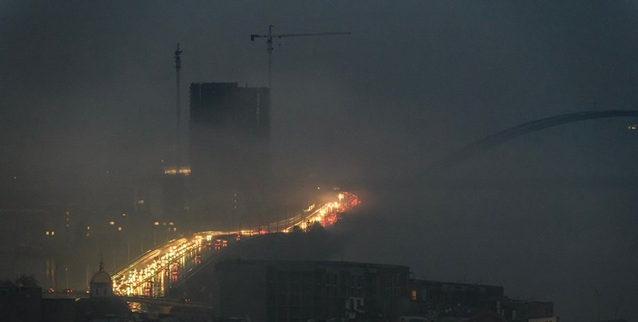 На лівому березі продовжуються екстрені відключення світла