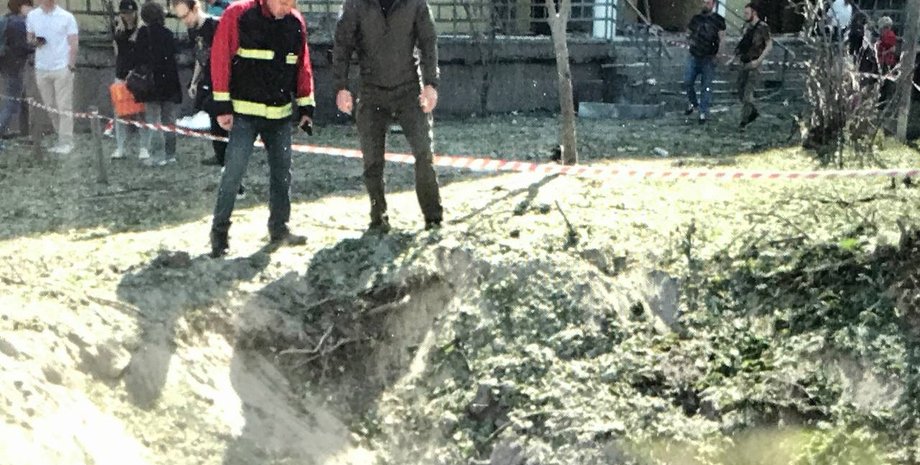 Последствия обстрела Киева 1 июня