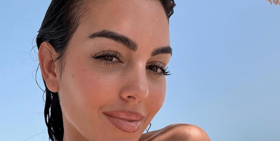 Джорджина Родрігес, наречена кріштіану роналду, діти роналду, відпочинок на червоному морі