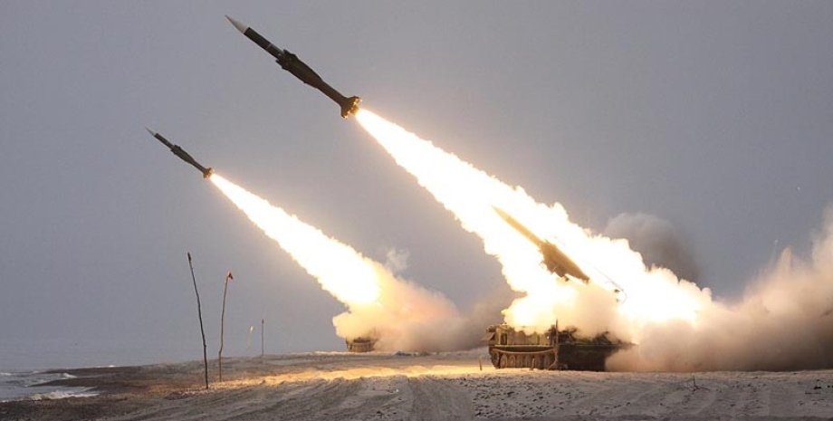 ракети, обстріл, запуск ракет, війна в Україні, обстріл міст України