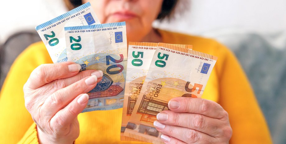 курс євро, євровалюта, купити євро, чи купувати євро зараз