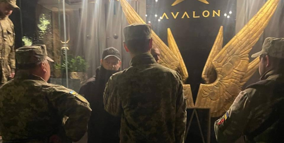 ТЦК в Киеве ТЦК, Киев, фото