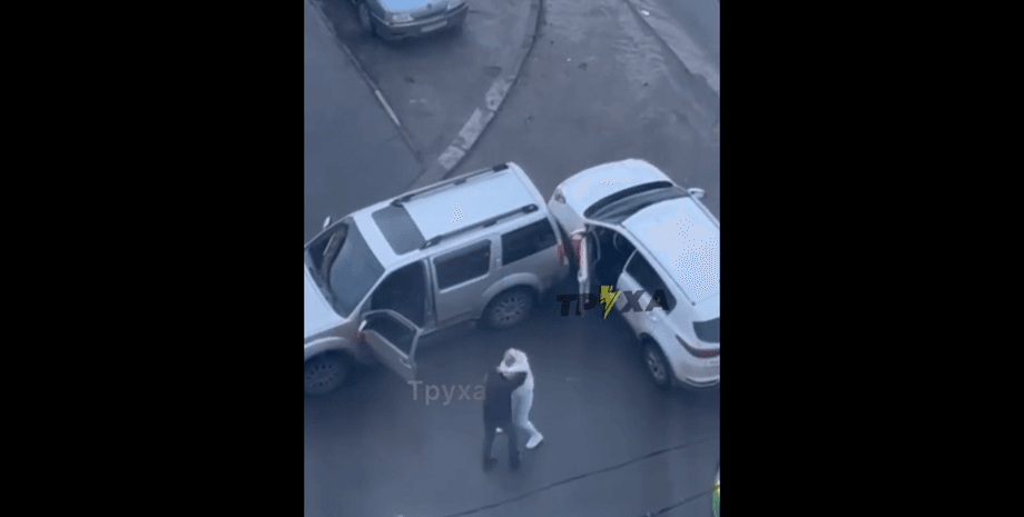 Девушки, драка