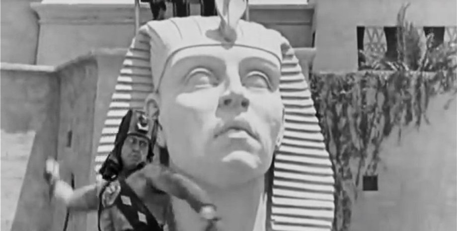 Кадр из фильма "10 заповедей"