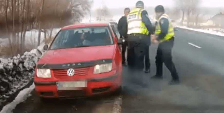 роды, волынская область, женщина, ребенок, роды за рулем, нацполиция, патрульные