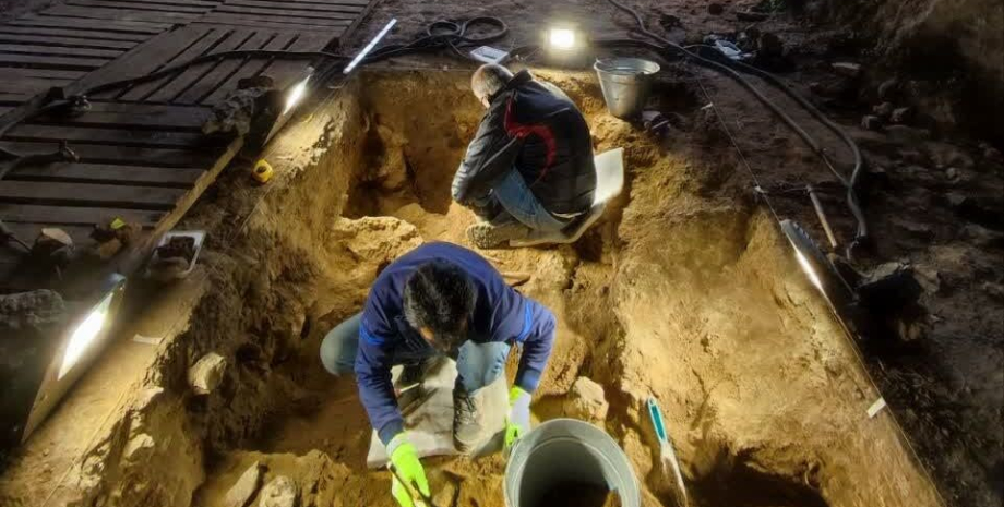 Раскопки в пещере Гамари археология, археологи, история, артефакты, Иран, пещера, Лурестан, керамика, инструменты, люди, неандертальцы, Гамари