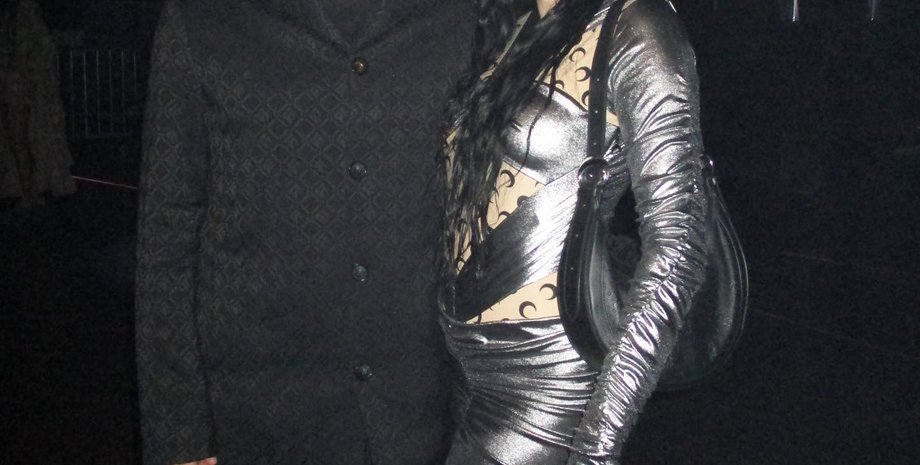 Ноа Сайрус хлопець, майлі сайрус сестра, ноа сайрус фото, ноа сайрус пластика, ноа сайрус вік