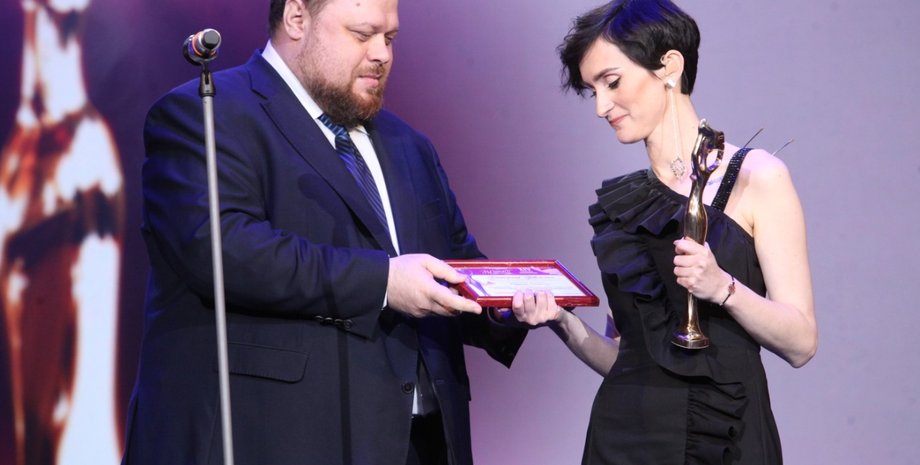 Руслан Стефанчук, Екатерина Павленко, женщина 3 тысячелетия, награда