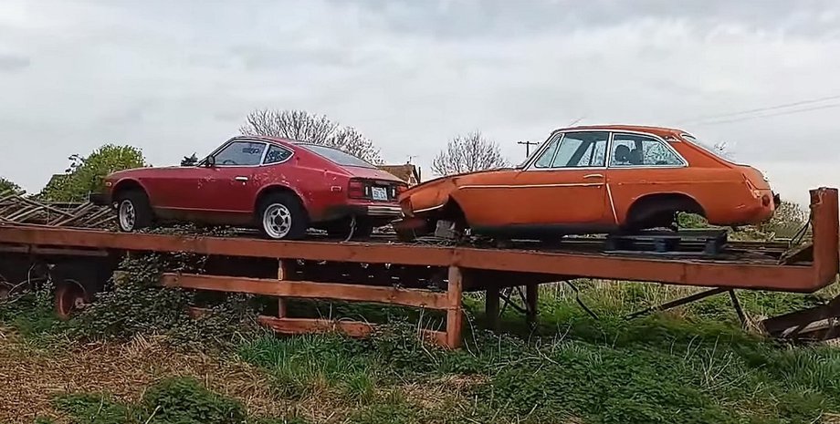 Nissan Datsun 280Z и MG B, Datsun 280Z, MG B, ретро авто, Volkswagen Caddy, коллекция авто