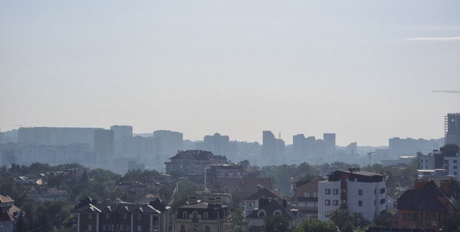 Смог Київ забруднення повітря пожежі торфовища задимлення